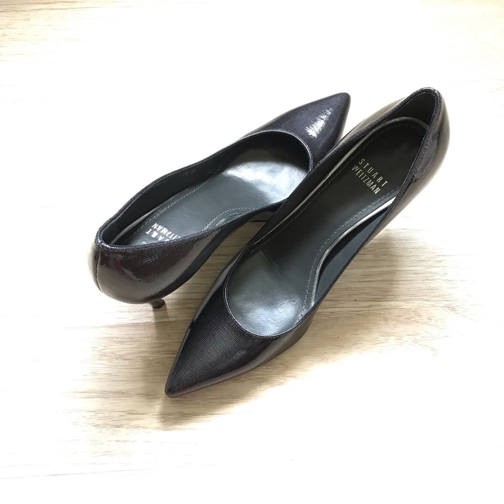 Stuart Weitzman Pointed Toe Heel Size 7.5